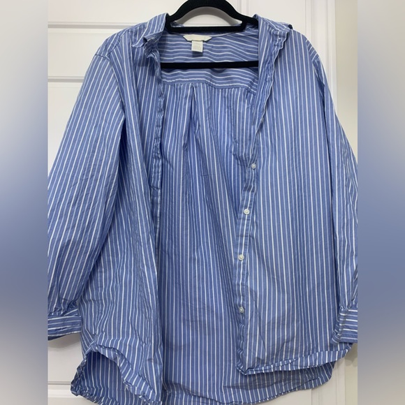 Blue and white striped oversized shirt to throw over any top! - Picture 1 of 2